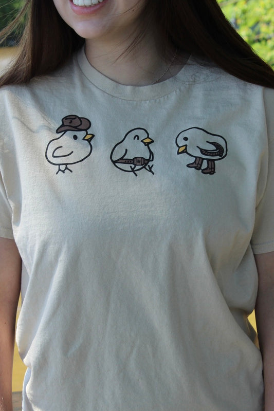 COWBOY CHICKS TEE