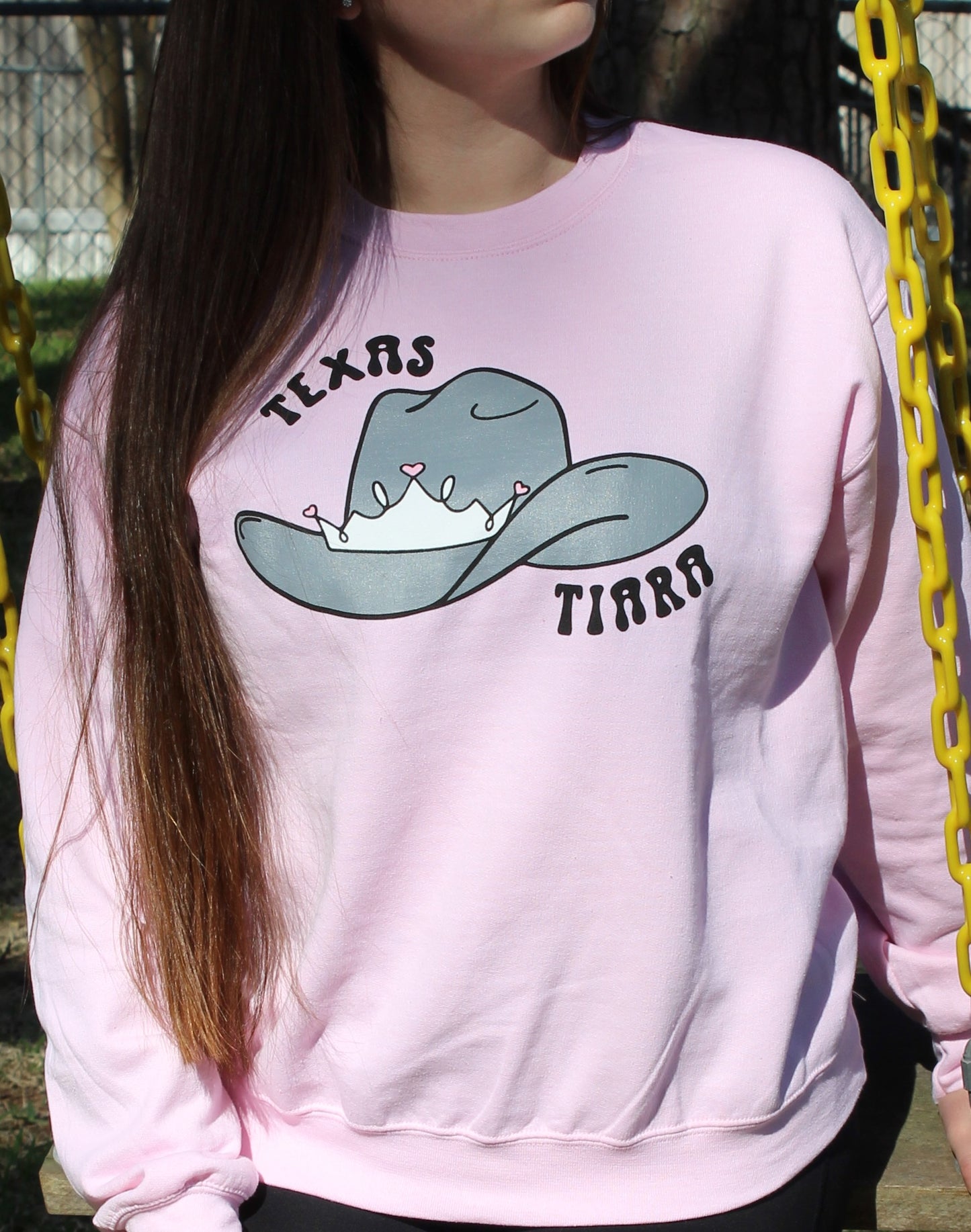 COWGIRL ROYALTY CREWNECK